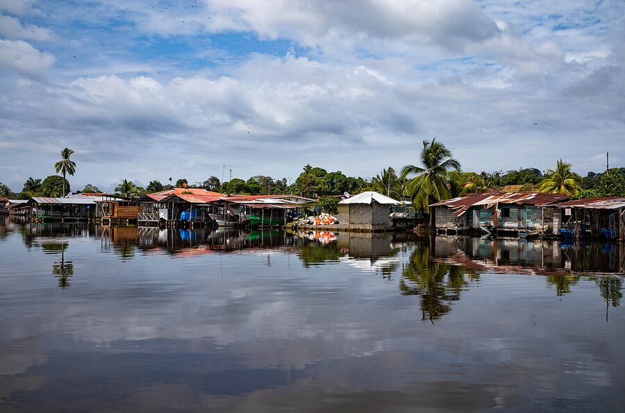 Almirante Panama water taxi gateway to Bocas del Toro