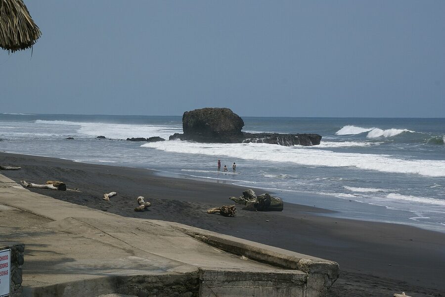 El Tunco and El Sunzal Pacific coastline, El Salvador
