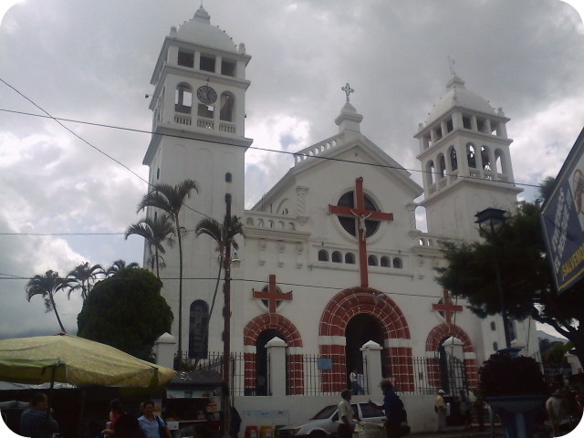 Iglesia de Santa Lucía in Juayúa on the Ruta de las Flores, El Salvador
