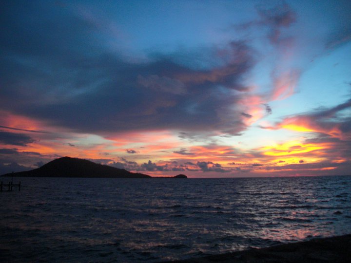 Sunset over Cayos Cochinos archipelago in Honduras