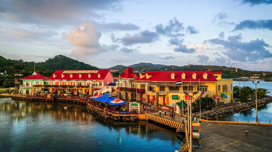 Mahogany Bay terminal Roatán cruise port