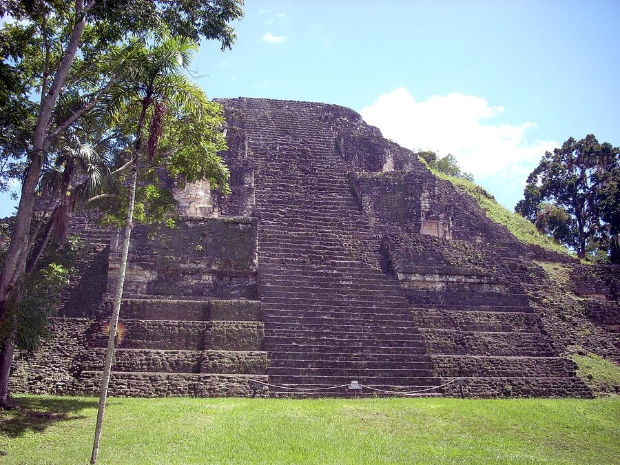 Mundo Perdido Lost World pyramid at Tikal
